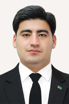 Эмир Гуйчмурадович Моммыев