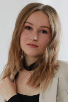 Нина Юрьевна Новоселова