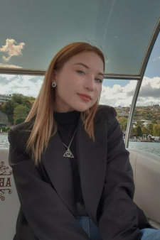 Анна Викторовна Крепостная