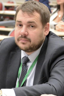 Николай Геннадьевич Шаронов