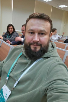 Виктор Александрович Емельянов